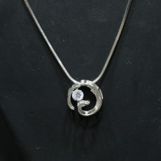 92.5 Fancy Stoned Silver Chain With Pendant